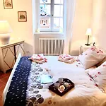 Casa Del *